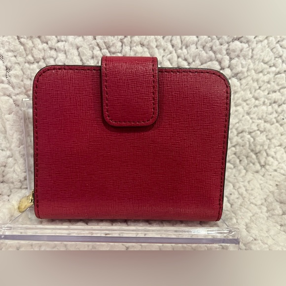 Coach Legacy Red Leather Zip Around Wallet - Picture 2 of 9